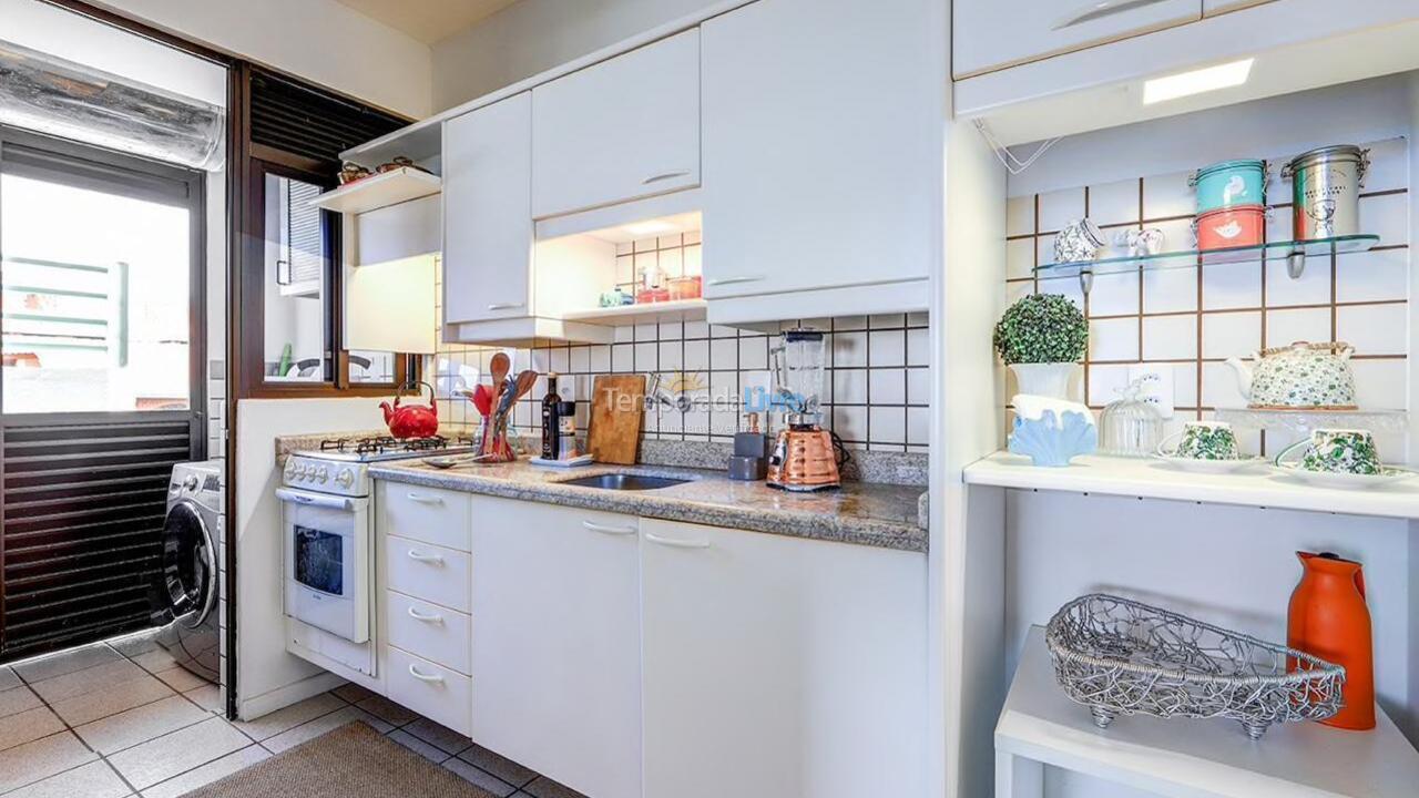 Apartamento para aluguel de temporada em Florianopolis (Praia dos Ingleses)