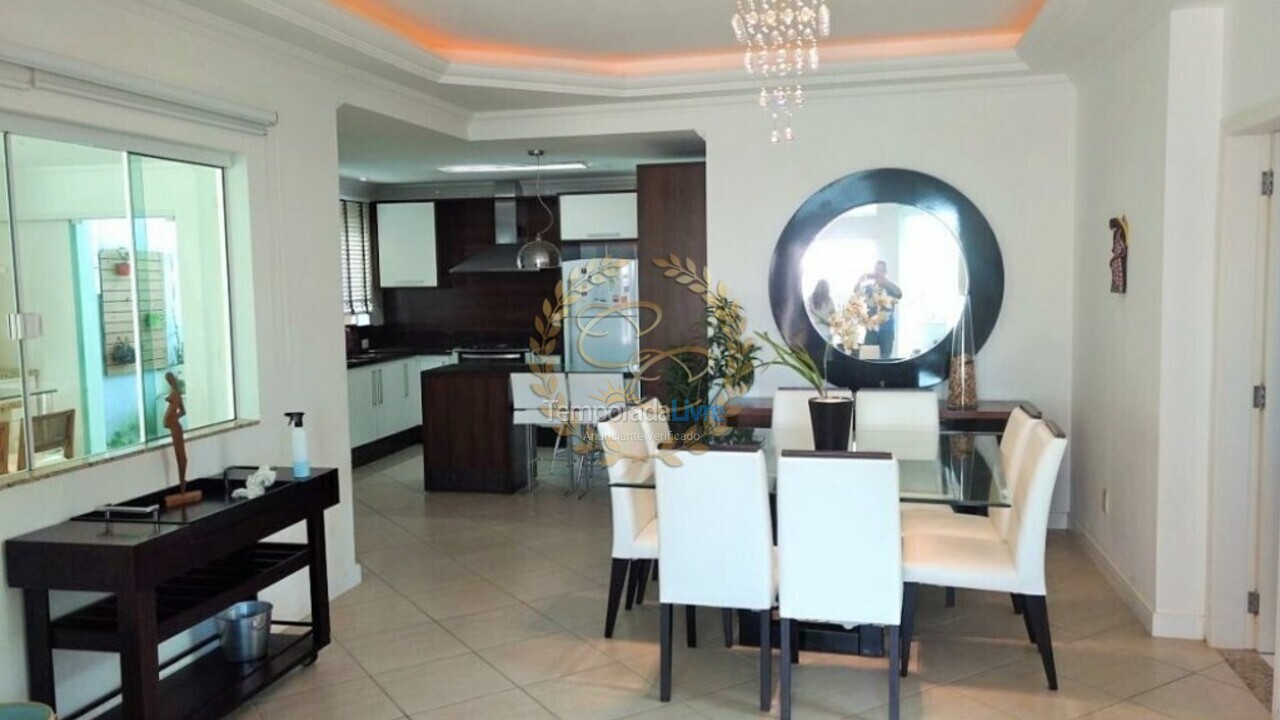 House for vacation rental in Bombinhas (Praia de Bombinhas)