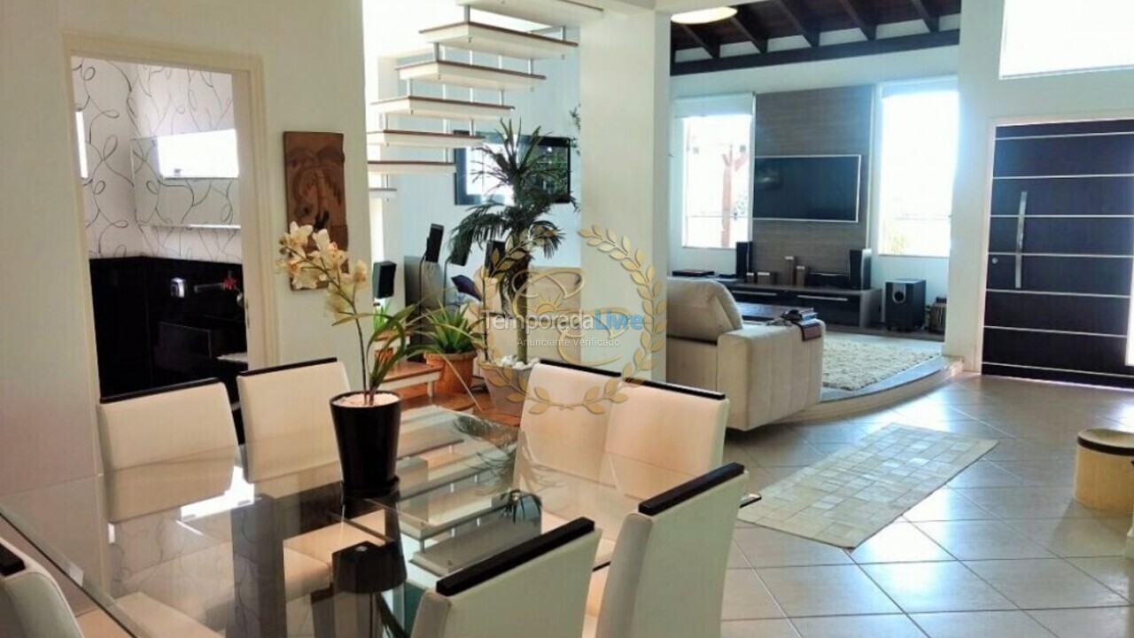 House for vacation rental in Bombinhas (Praia de Bombinhas)