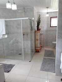 Excellent house with 04 suites on the beach of taperapuan.