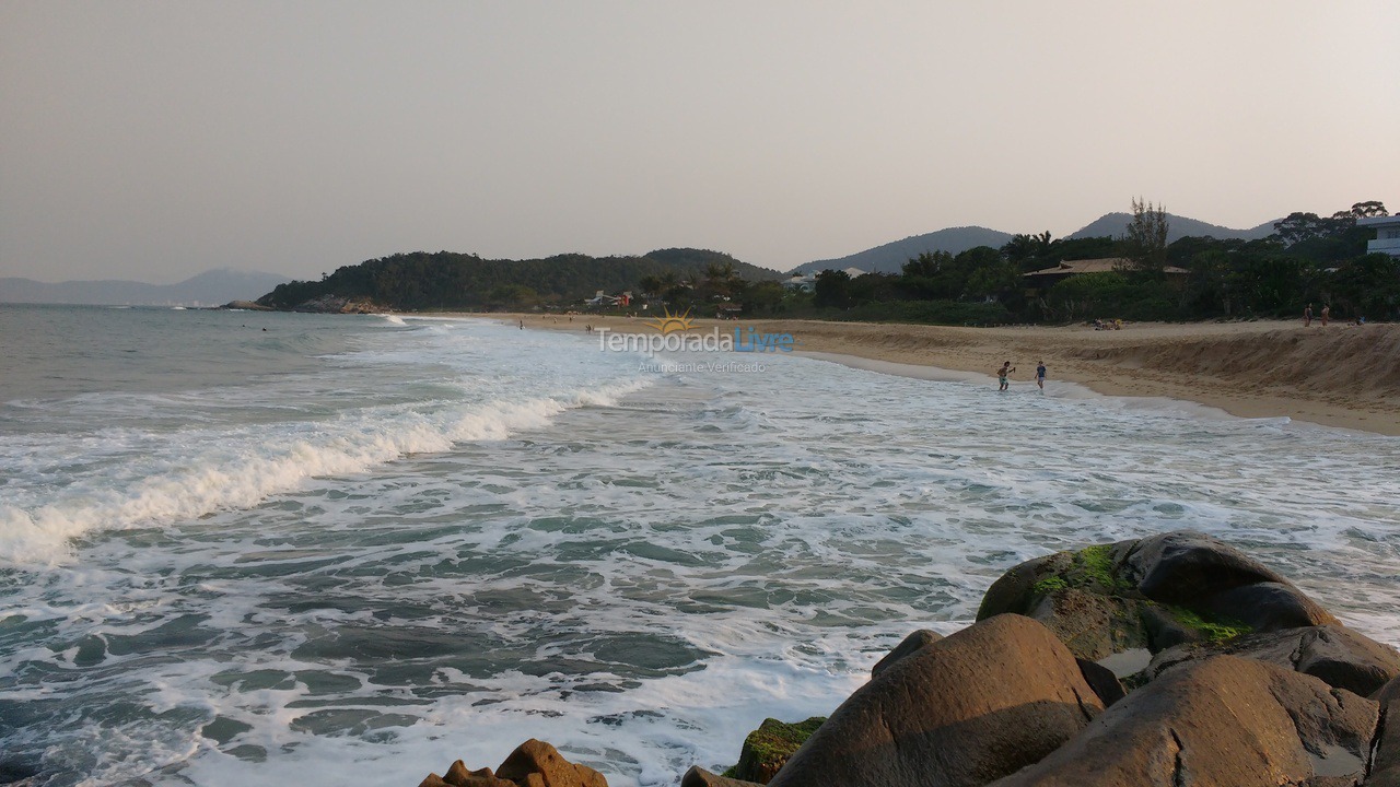 House for vacation rental in Balneário Camboriú (Praia do Estaleirinho)