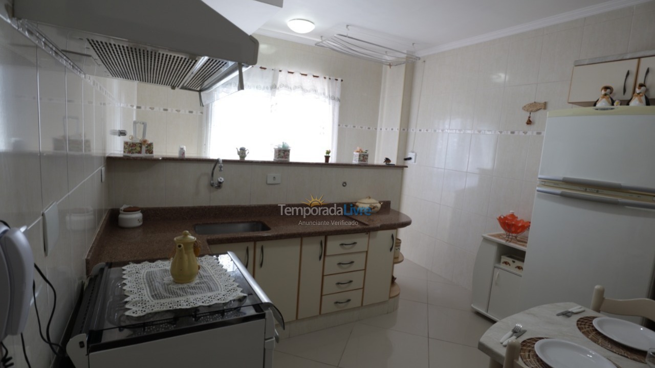 Apartamento para aluguel de temporada em Mongaguá (Centro)