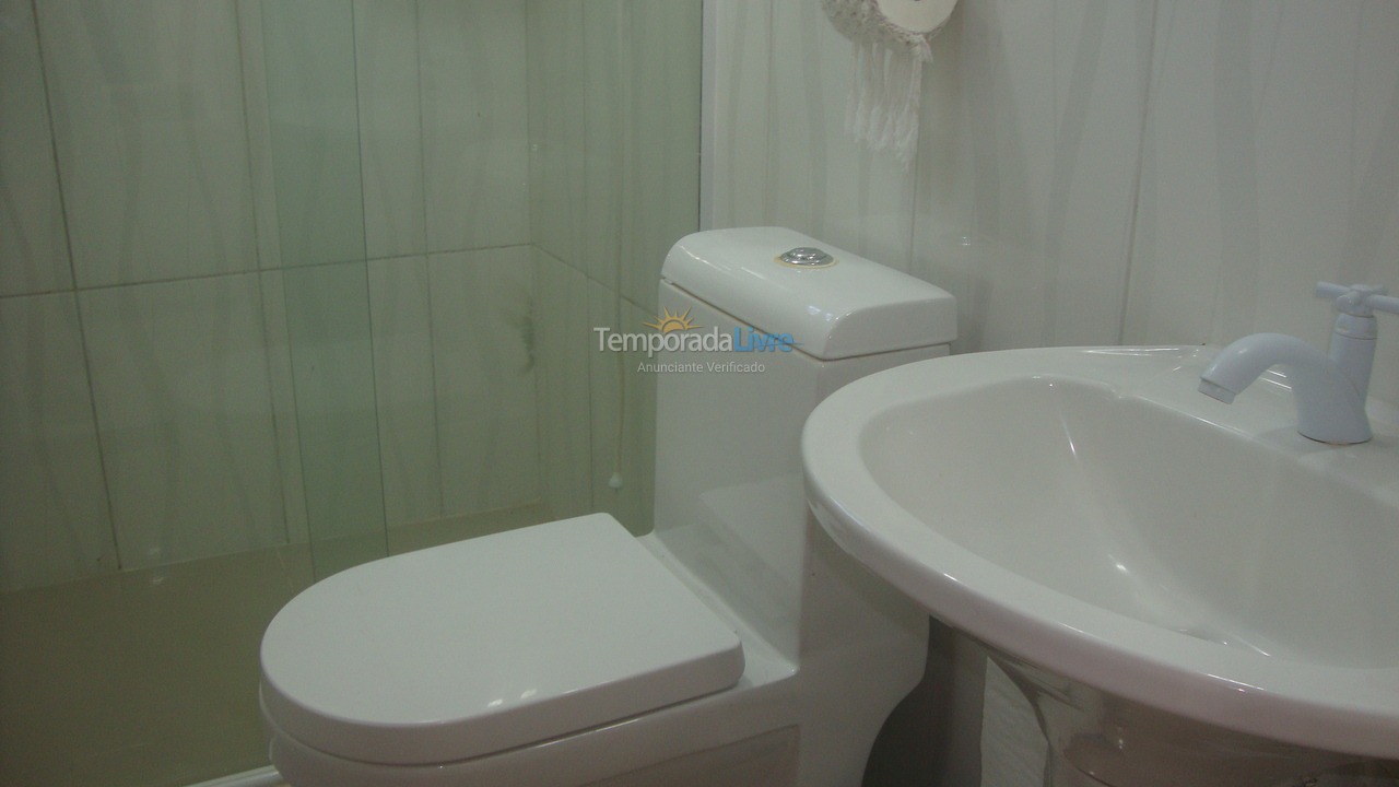 Casa para aluguel de temporada em Bombinhas (Canto Grande)