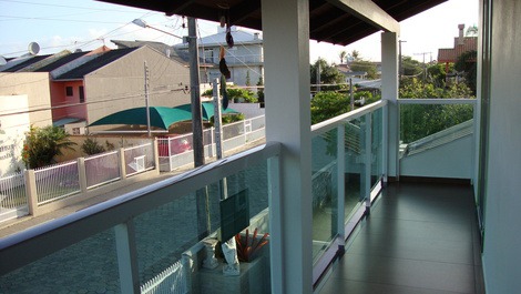 Sobrado com 3 ou 5 quartos na praia de Mariscal