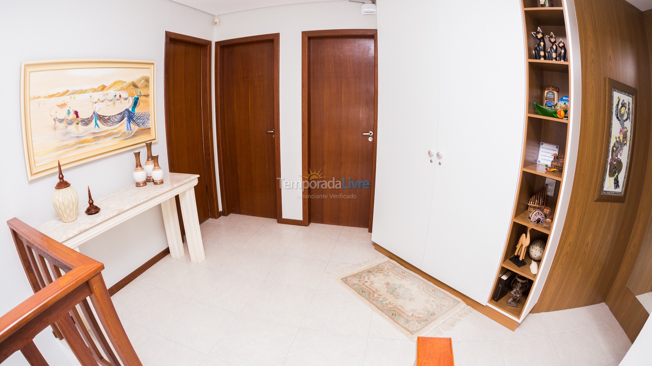 Casa para alquiler de vacaciones em Palhoça (Guarda do Embaú)