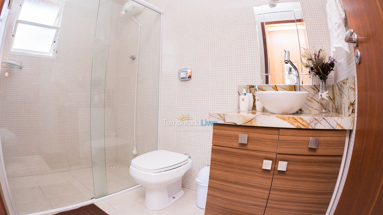 Casa para alquiler de vacaciones em Palhoça (Guarda do Embaú)