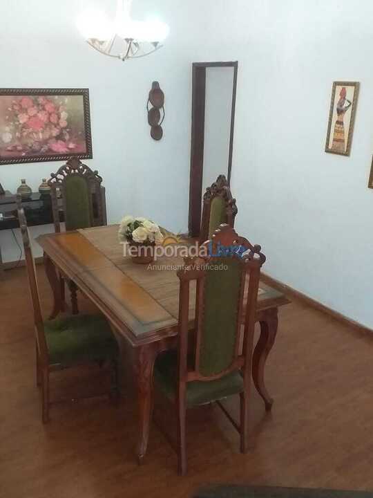 Casa para aluguel de temporada em Cabo Frio (Braga)