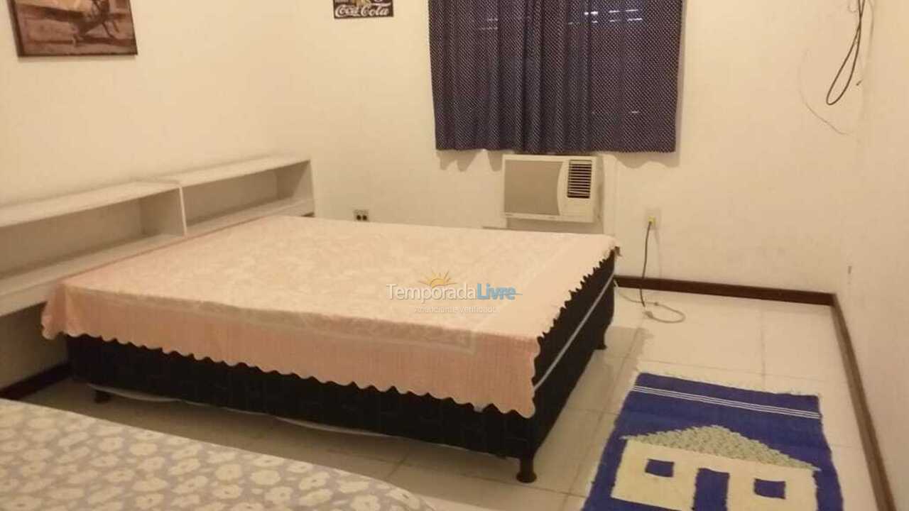 Casa para aluguel de temporada em Cabo Frio (Braga)