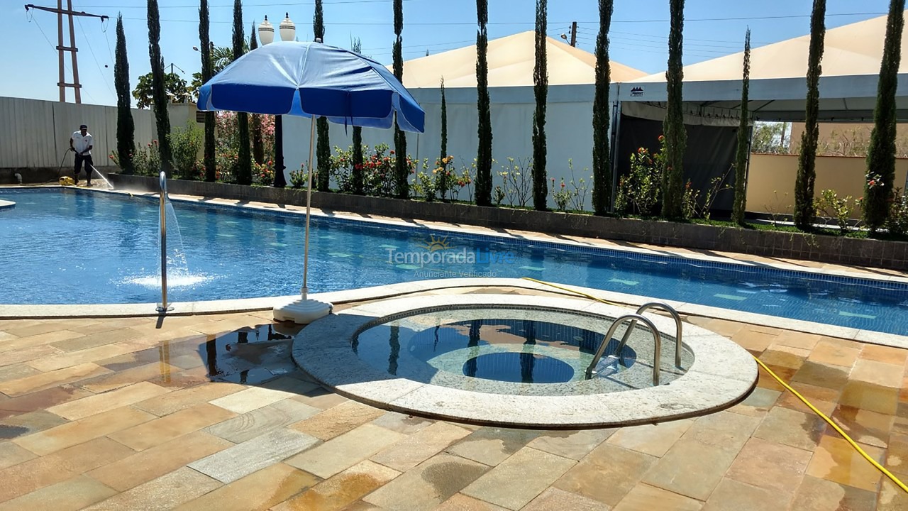 Casa para alquiler de vacaciones em Caldas Novas (Punta Caldas Eventos E Hospedagens)