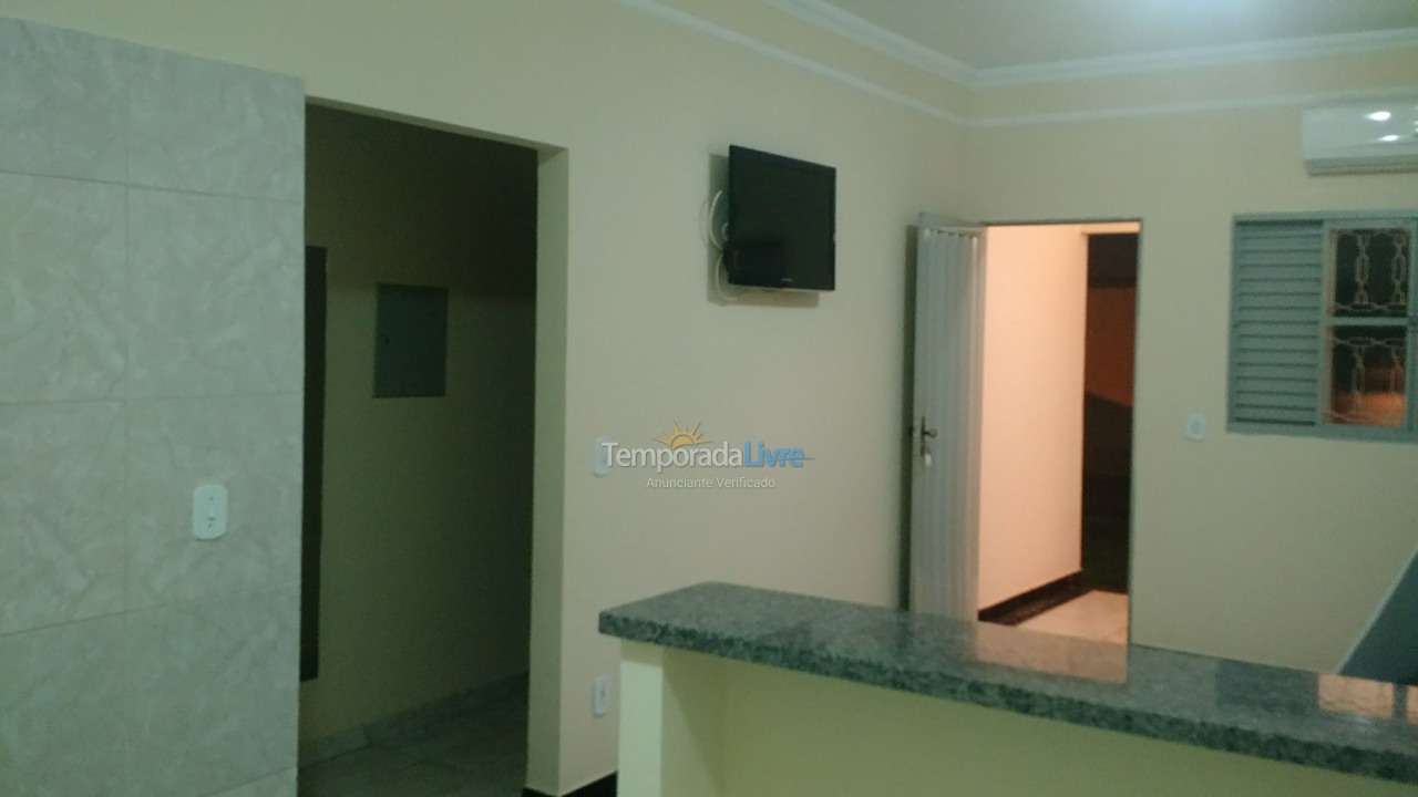 Casa para aluguel de temporada em Caldas Novas (Punta Caldas Eventos E Hospedagens)