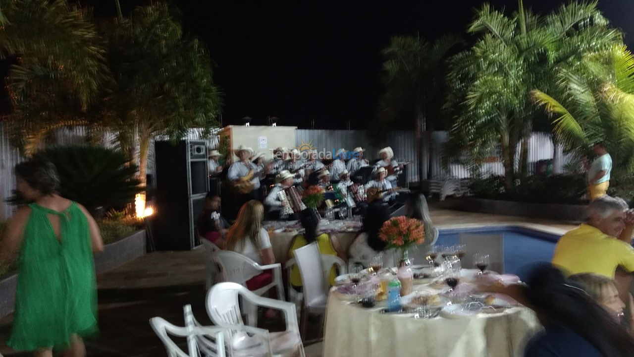 Casa para aluguel de temporada em Caldas Novas (Punta Caldas Eventos E Hospedagens)