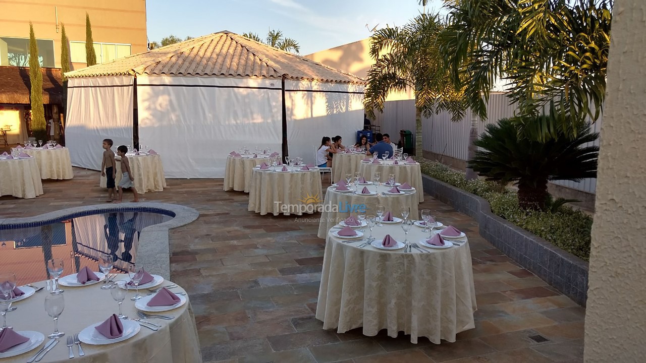 Casa para aluguel de temporada em Caldas Novas (Punta Caldas Eventos E Hospedagens)