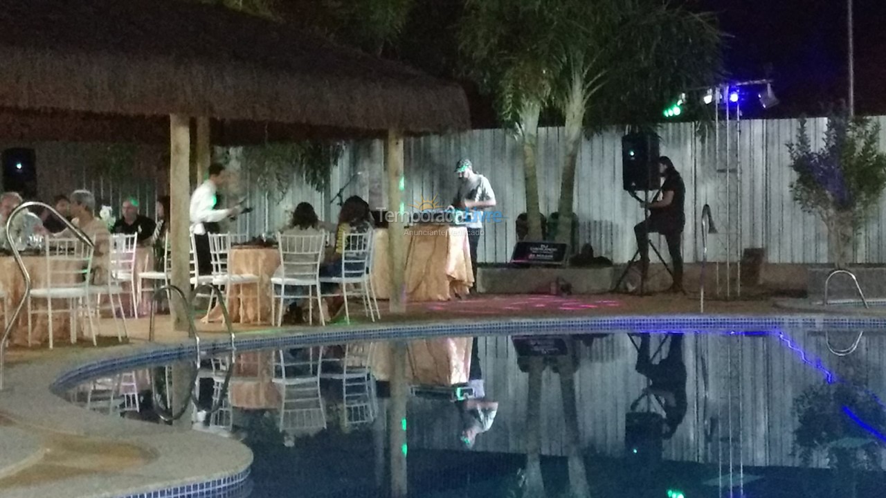 Casa para aluguel de temporada em Caldas Novas (Punta Caldas Eventos E Hospedagens)