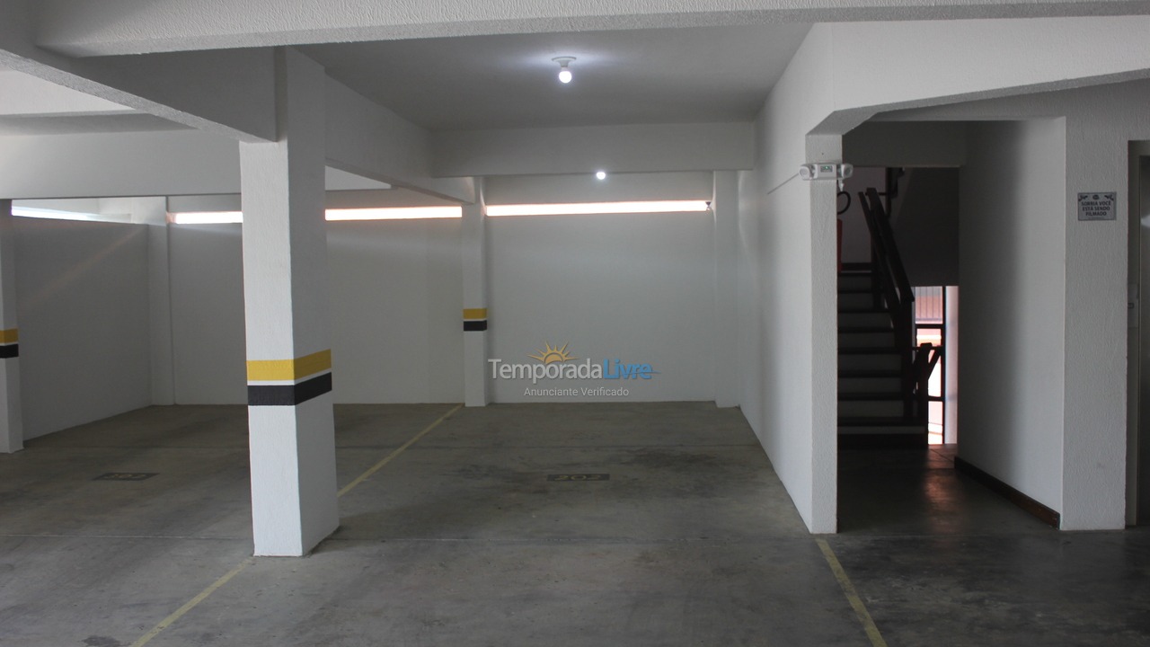 Apartamento para aluguel de temporada em Itapema (Meia Praia)