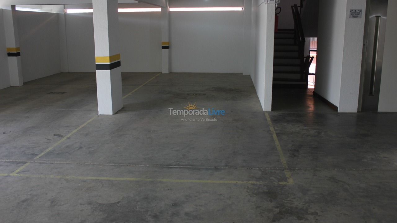 Apartamento para aluguel de temporada em Itapema (Meia Praia)