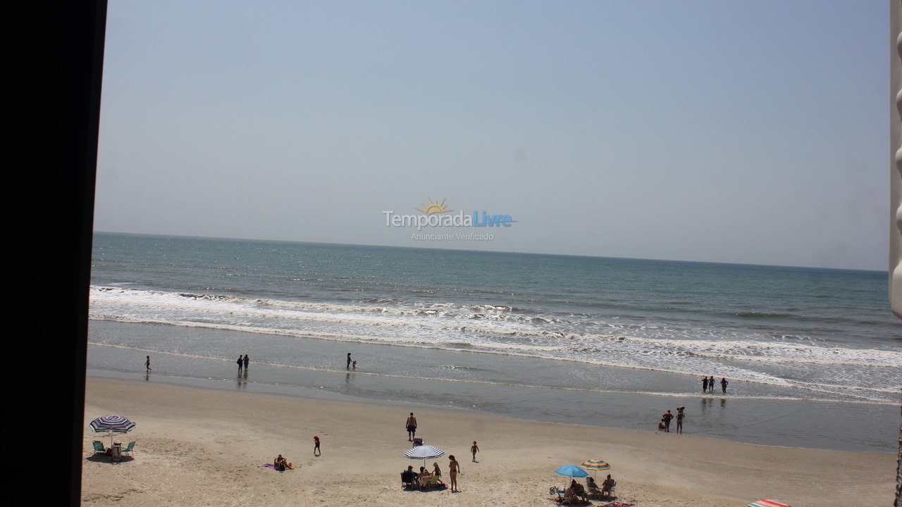 Apartamento para aluguel de temporada em Itapema (Meia Praia)