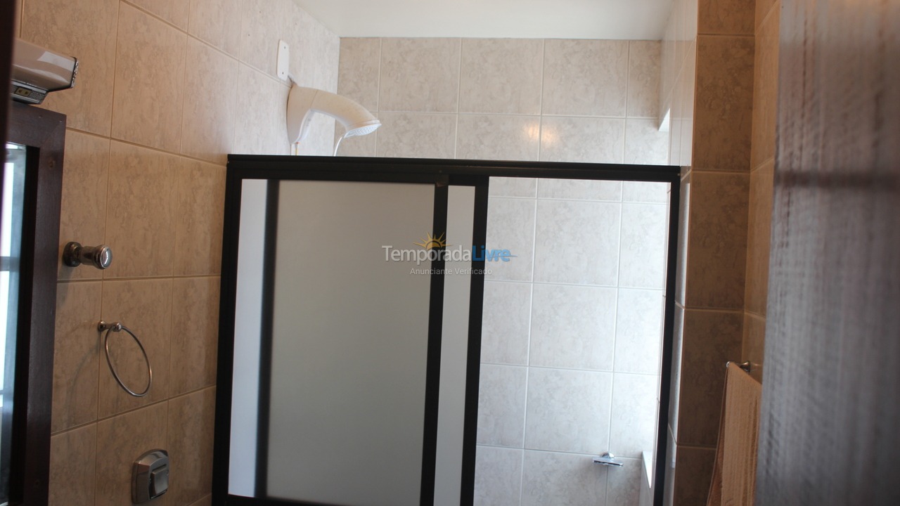 Apartamento para aluguel de temporada em Itapema (Meia Praia)