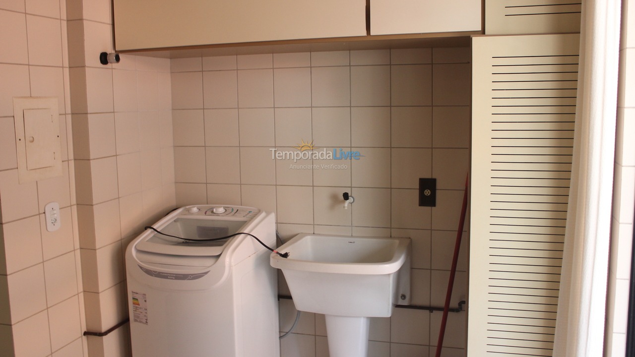 Apartamento para aluguel de temporada em Itapema (Meia Praia)