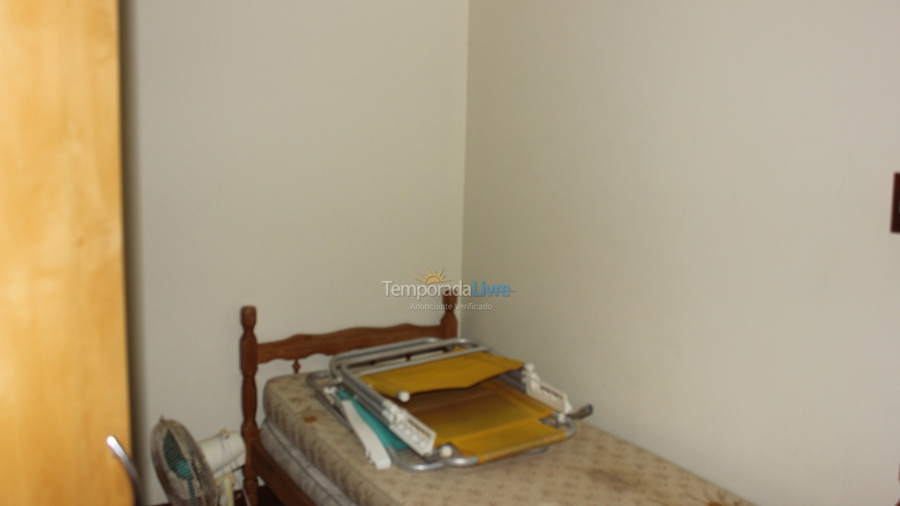 Apartamento para aluguel de temporada em Itapema (Meia Praia)