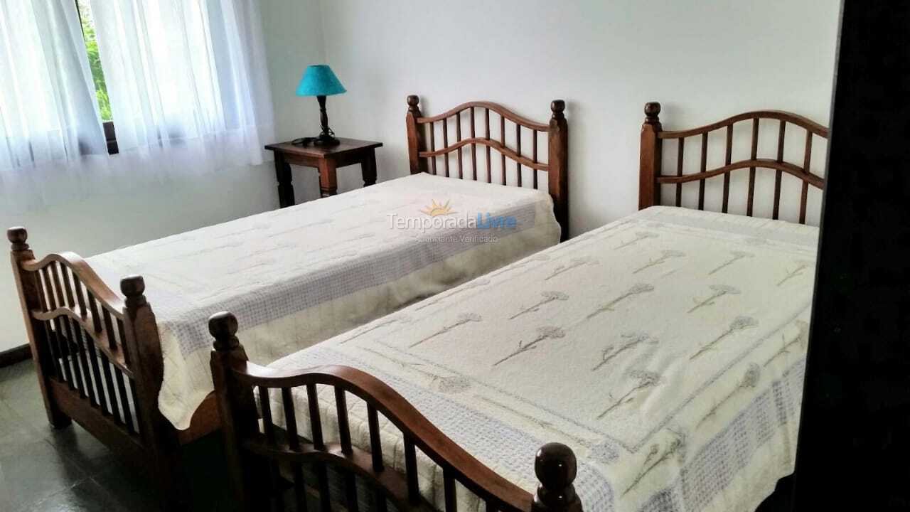 House for vacation rental in Garopaba (Centro)