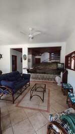 Beautiful house in portinho with pool, 50 meters from the beach