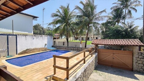Beautiful house in portinho with pool, 50 meters from the beach