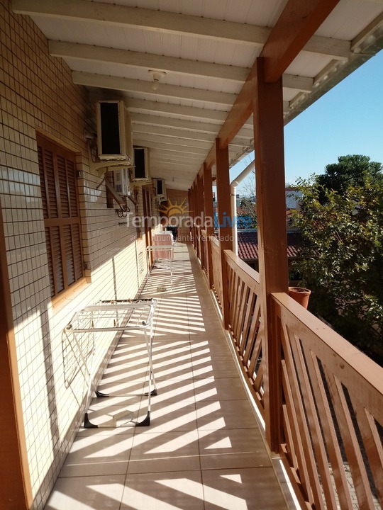 Apartamento para alquiler de vacaciones em Torres (Centro)