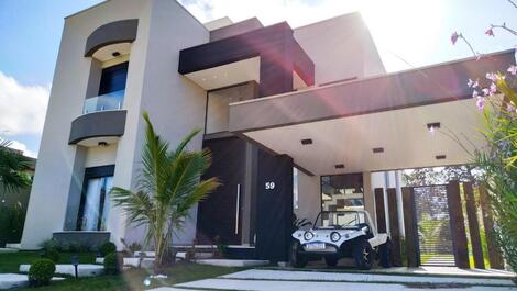 MANSÃO - 06 SUÍTES