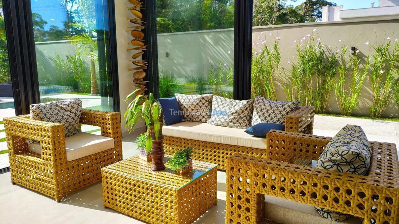 Casa para aluguel de temporada em Bertioga (Riviera de São Lourenço)