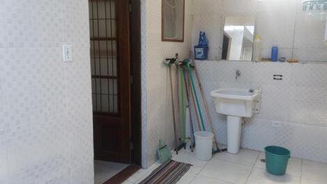 Townhouse 2 minutes from the beach!