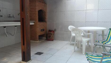 Townhouse 2 minutes from the beach!