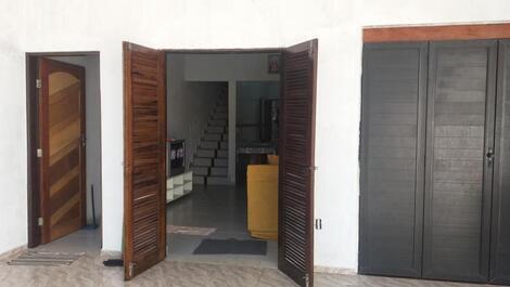 Townhouse 2 minutes from the beach!