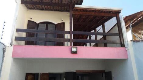 Townhouse 2 minutes from the beach!