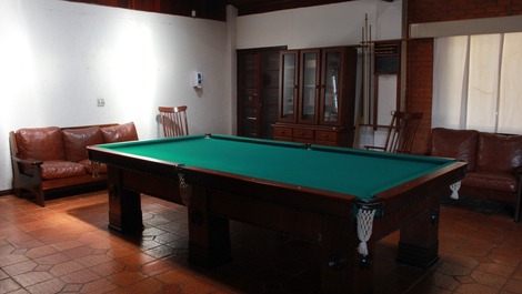 Chácara Aconchegante no Residencial Porta do Sol em Mairinque-SP