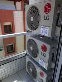 03 maquinas Ar Condicionado