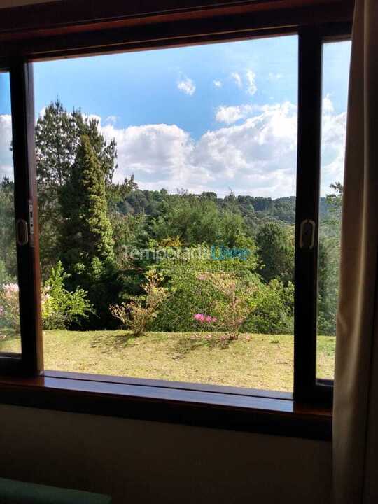 Casa para aluguel de temporada em Campos do Jordão (Condominio Umuarama)