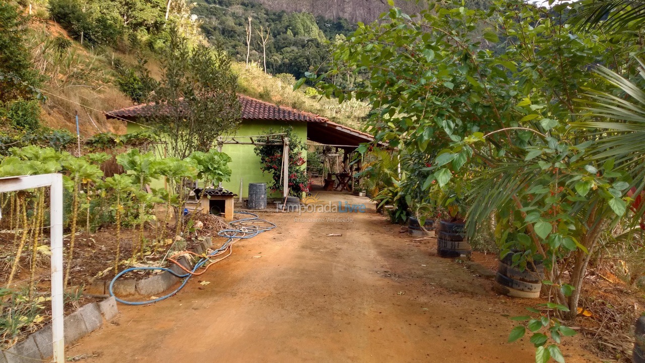Casa para alquiler de vacaciones em Conceição do Castelo (São Bento das Pedras)