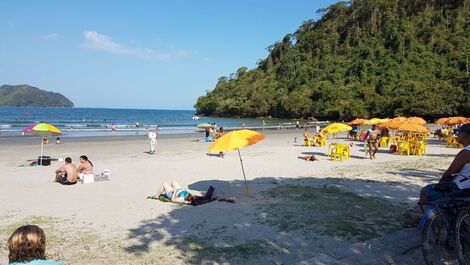 3 bedroom apartment on the beach in Ubatuba