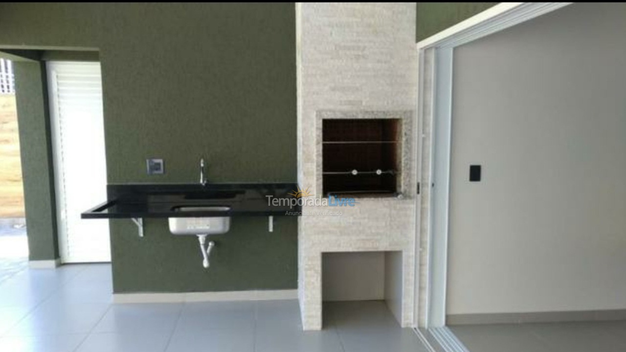 House for vacation rental in Matinhos (Caiobá)