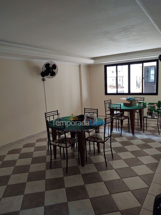 Apartamento para aluguel de temporada em Praia Grande (Vila Tupi)