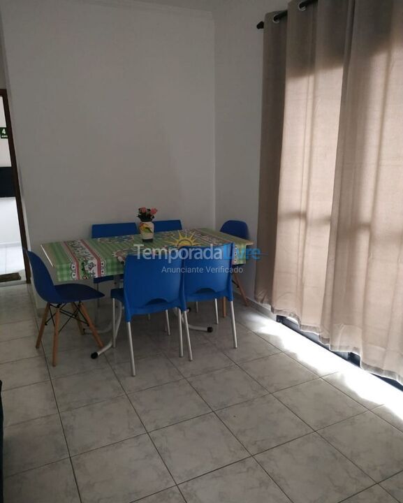 Apartamento para aluguel de temporada em Praia Grande (Vila Tupi)