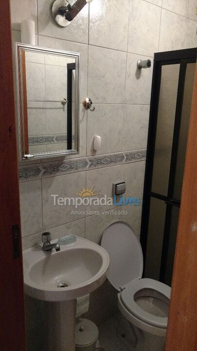 Apartamento para aluguel de temporada em Praia Grande (Vila Tupi)