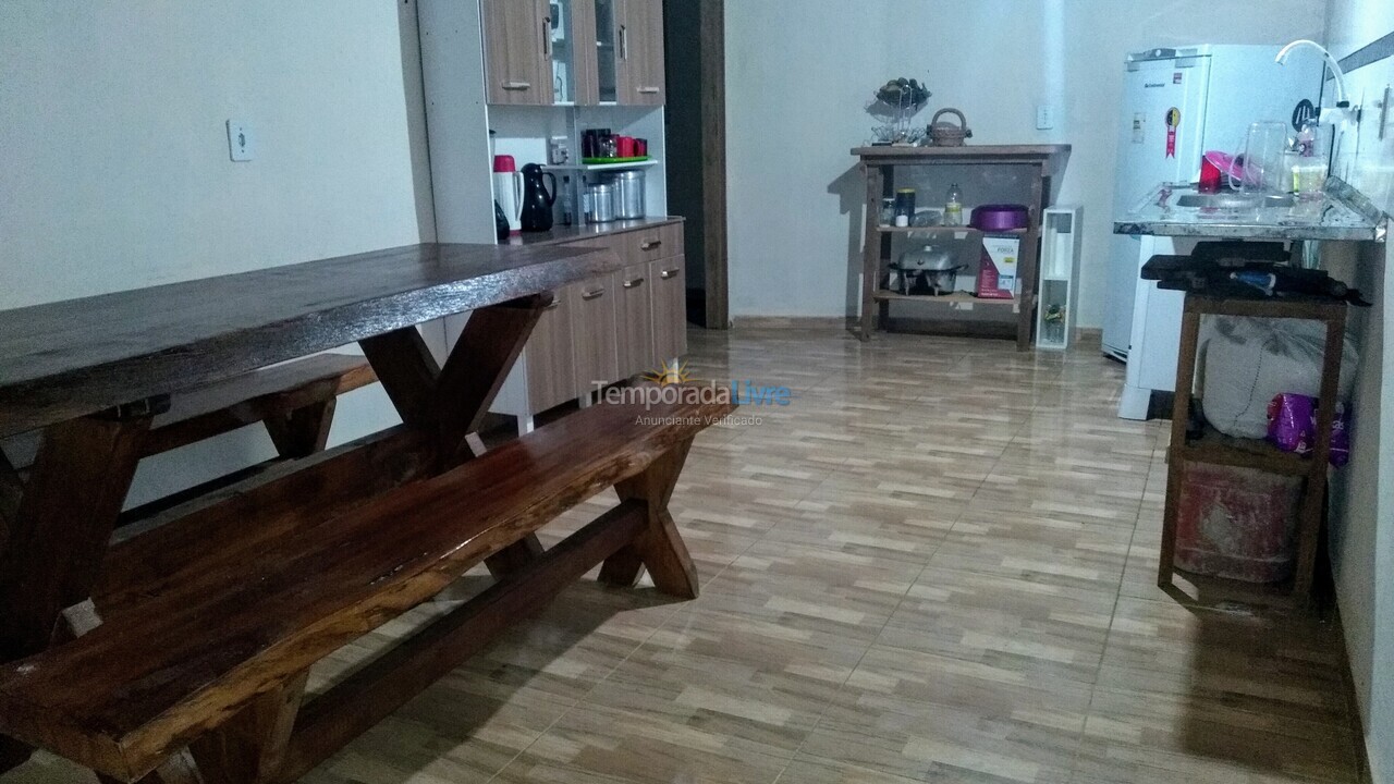 Casa para alquiler de vacaciones em Conceição do Castelo (São Bento das Pedras)