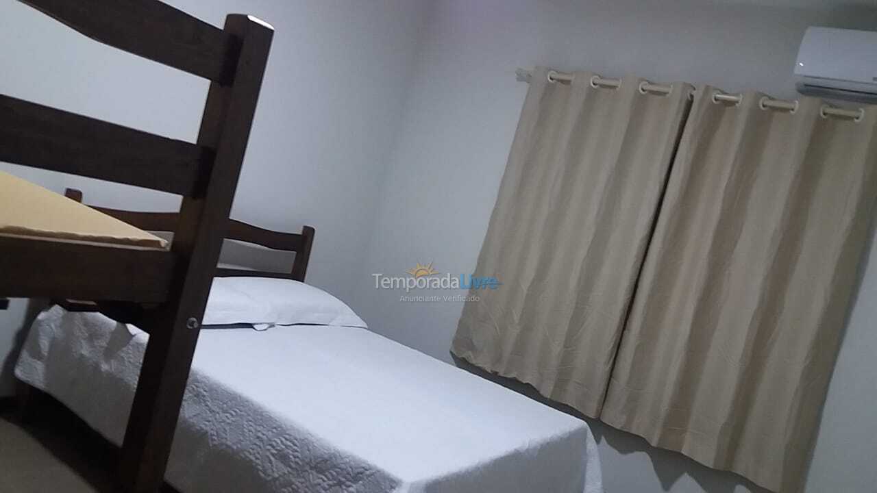 Casa para aluguel de temporada em Camaçari (Itacimirim)