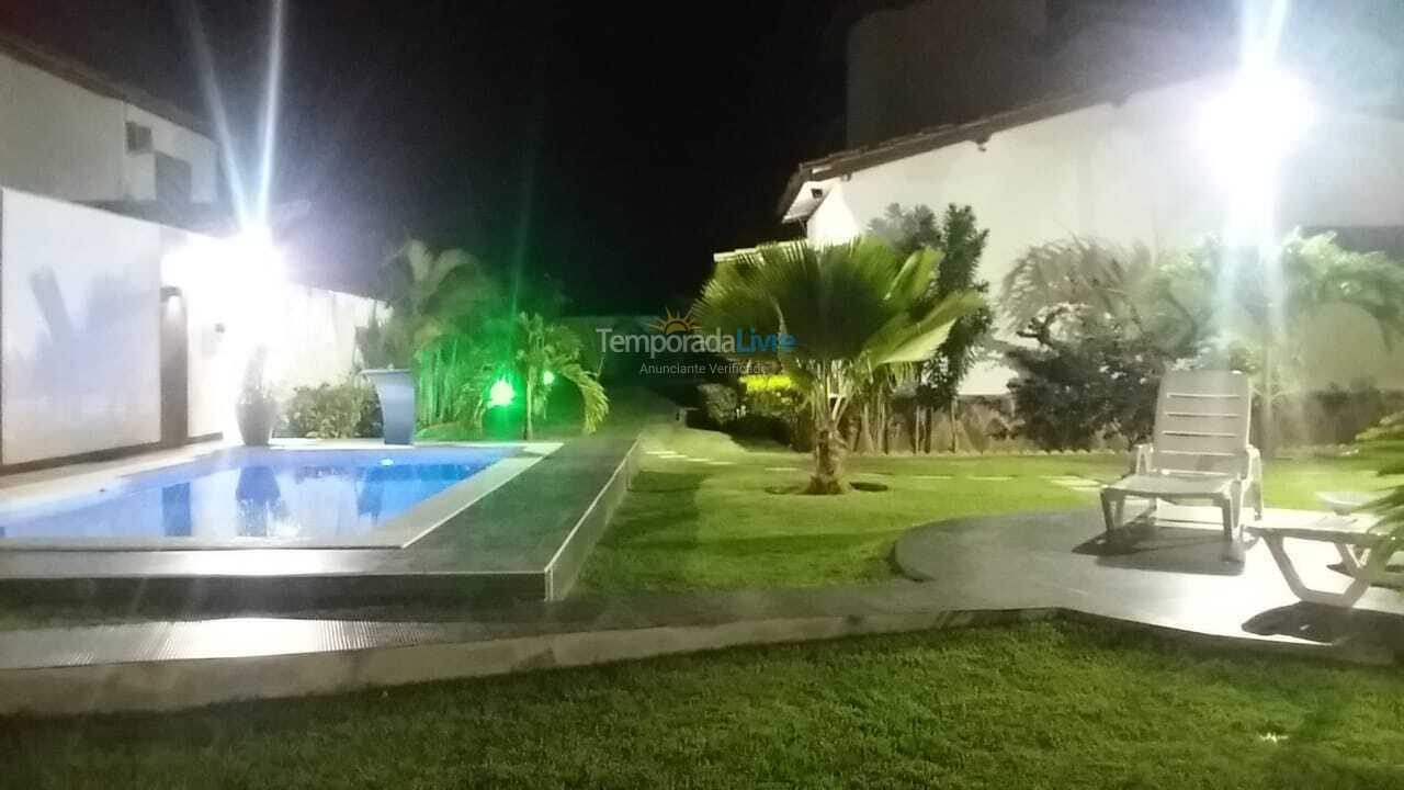 Casa para aluguel de temporada em Camaçari (Itacimirim)