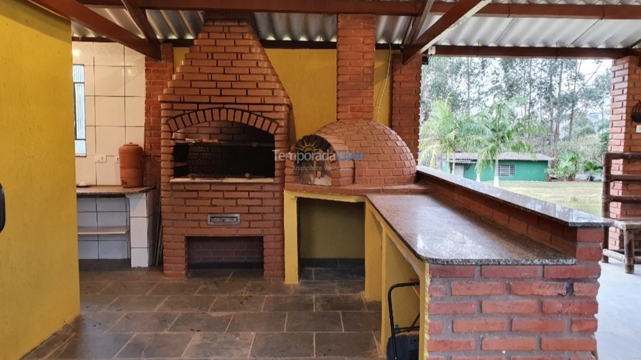 Chácara / sítio para aluguel de temporada em Mairiporã (Terra Preta)