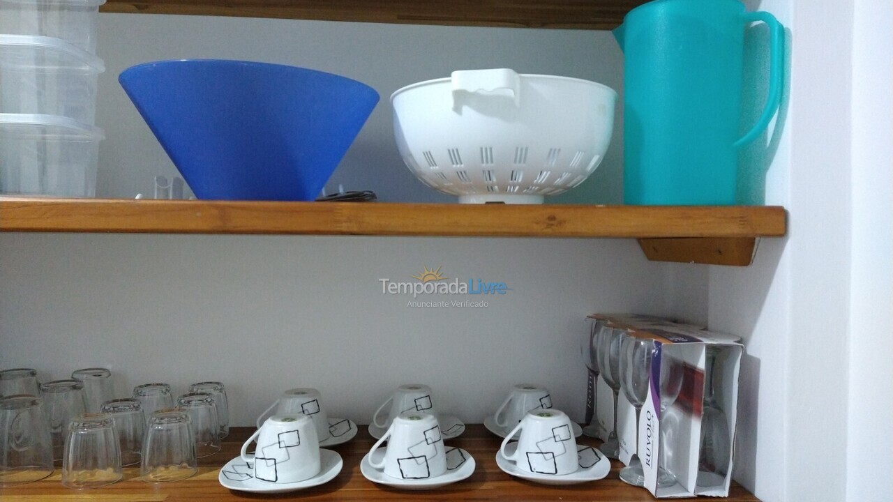 Apartamento para aluguel de temporada em Guarujá (Pitangueiras)