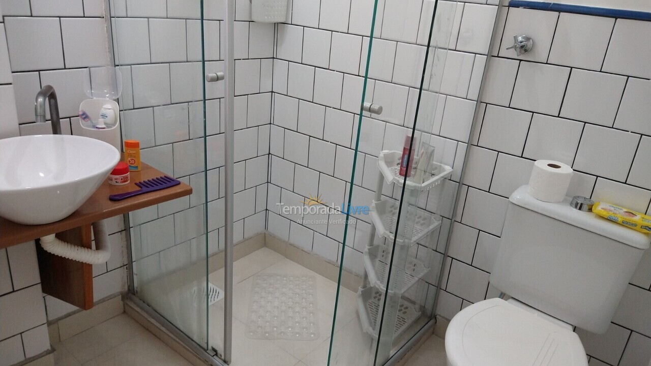 Apartamento para aluguel de temporada em Guarujá (Pitangueiras)