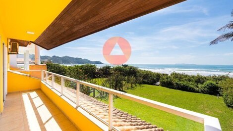 Casa beira mar Praia de Mariscal