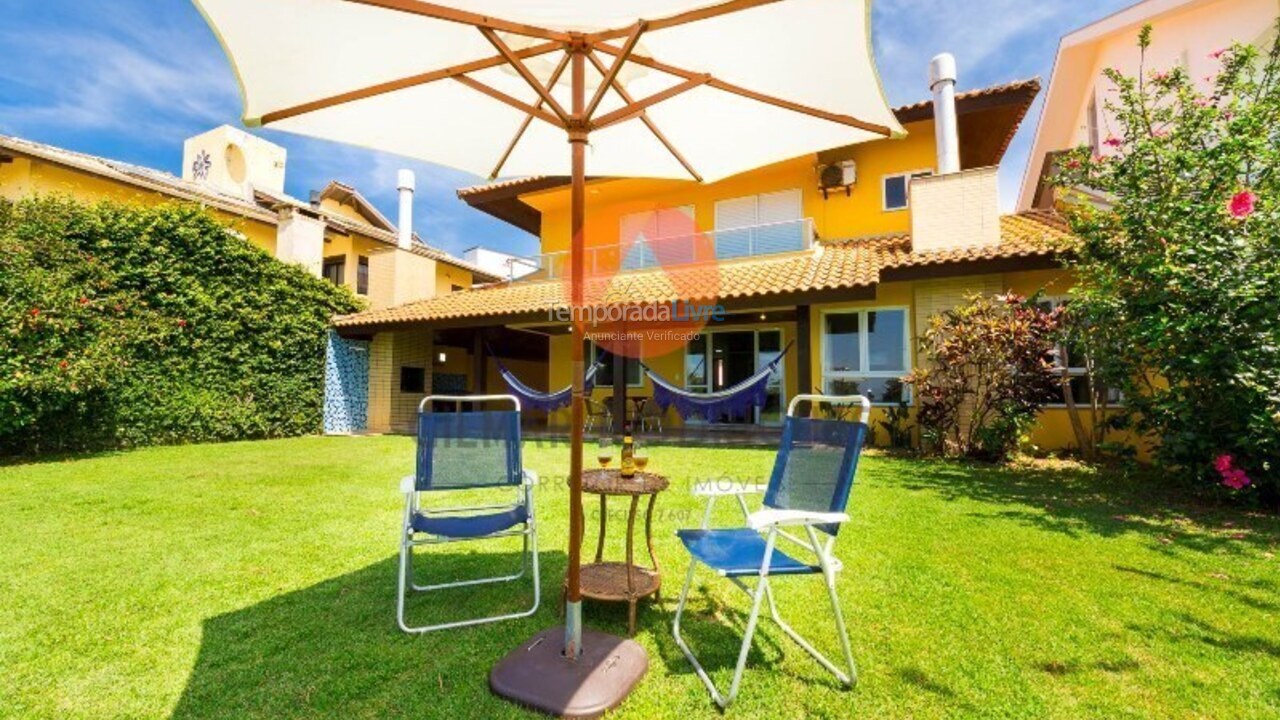 Casa para aluguel de temporada em Bombinhas (Mariscal)